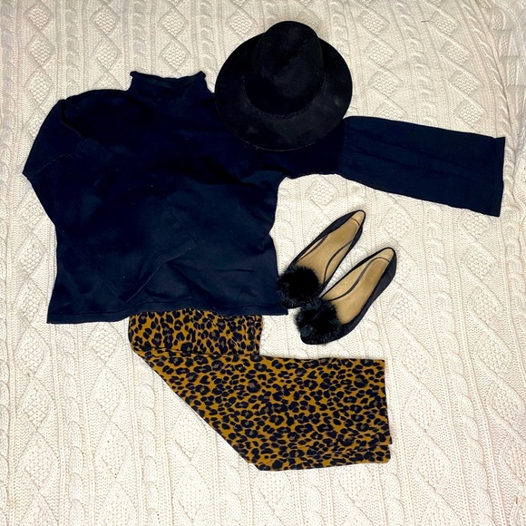 Old Navy Pants - Old navy cheetah pants